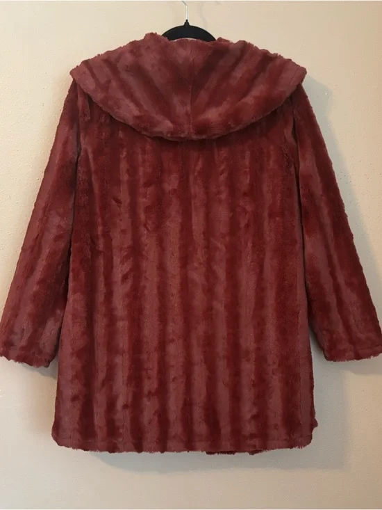 Faux Burgandy Mink Coat - Picture 2 of 6